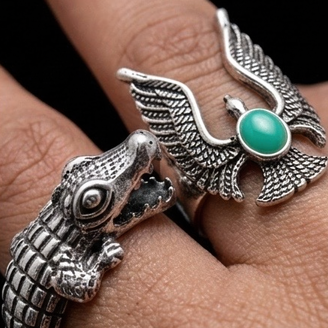 Open-Wing Eagle Ring