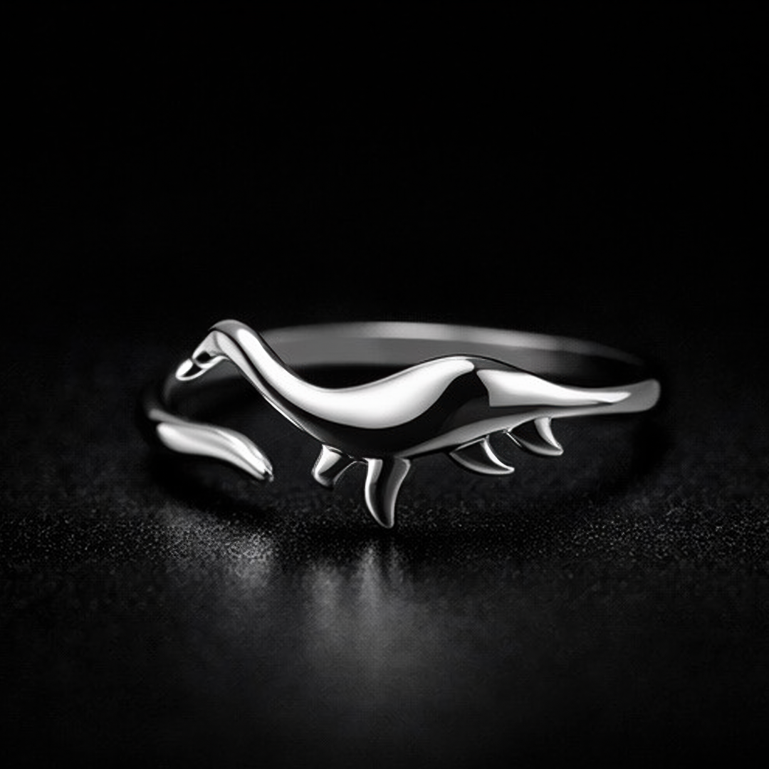 Long-Necked Dragon Stegosaurus Ring